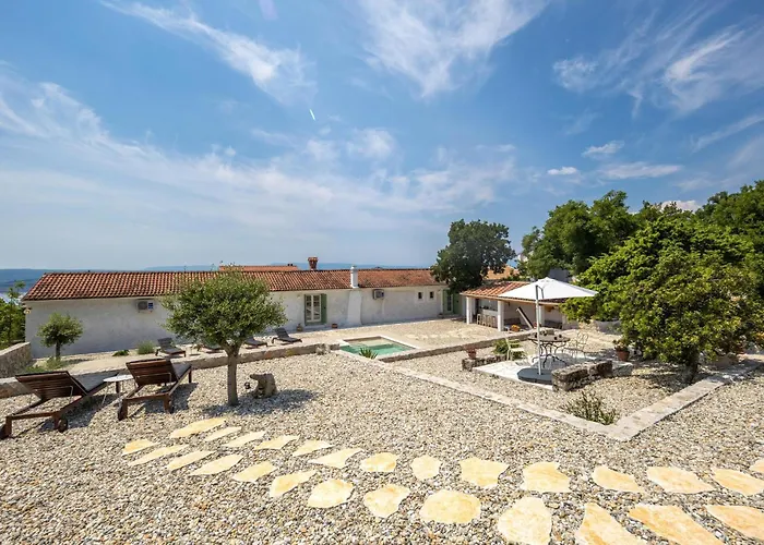 Ferienhaus Awesome In Jadranovo